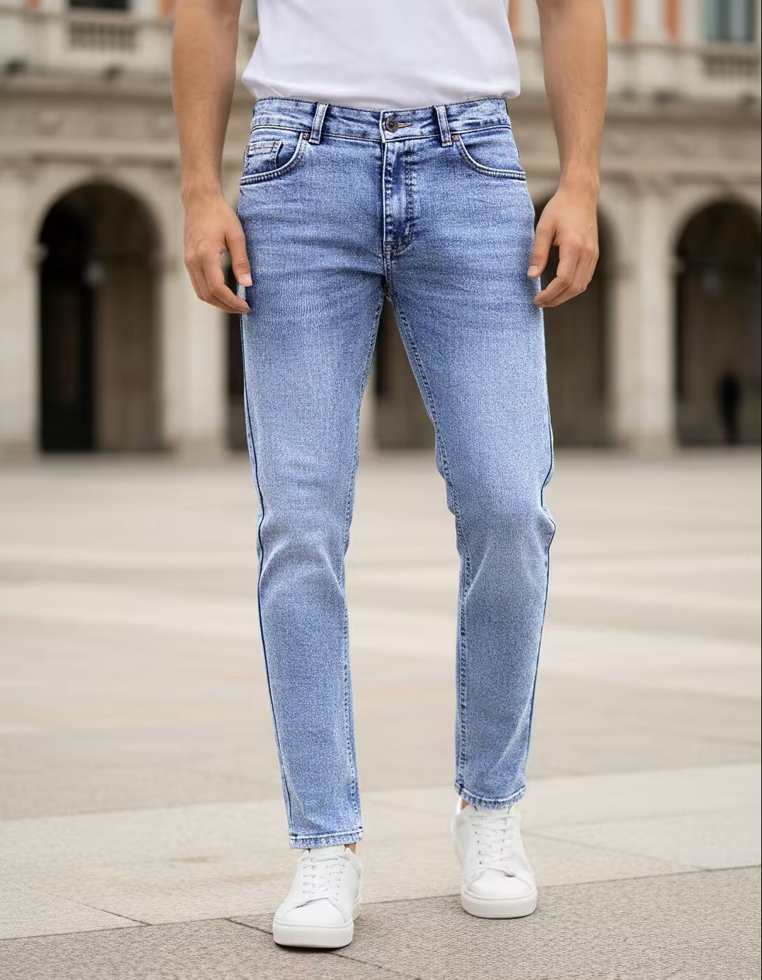 Ankle Length Fly With Button Closure Mid Wash Jeans