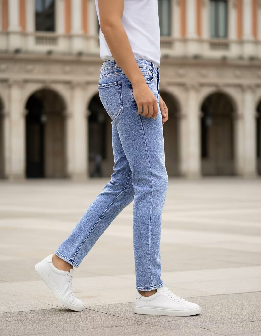 Ankle Length Fly With Button Closure Mid Wash Jeans