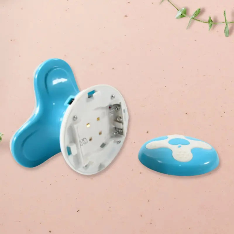 Multifunctional Mini Massager, Triangle Electric USB Massager, Automatic Switch, Relieve Fatigue, As a Gift (1 Pc / Battery Not Included) ( default, Standard ).